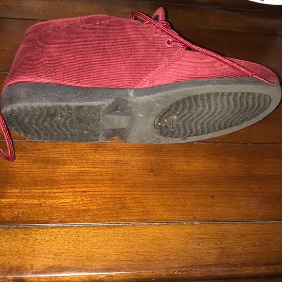 Shoes - Picture 3 of 3